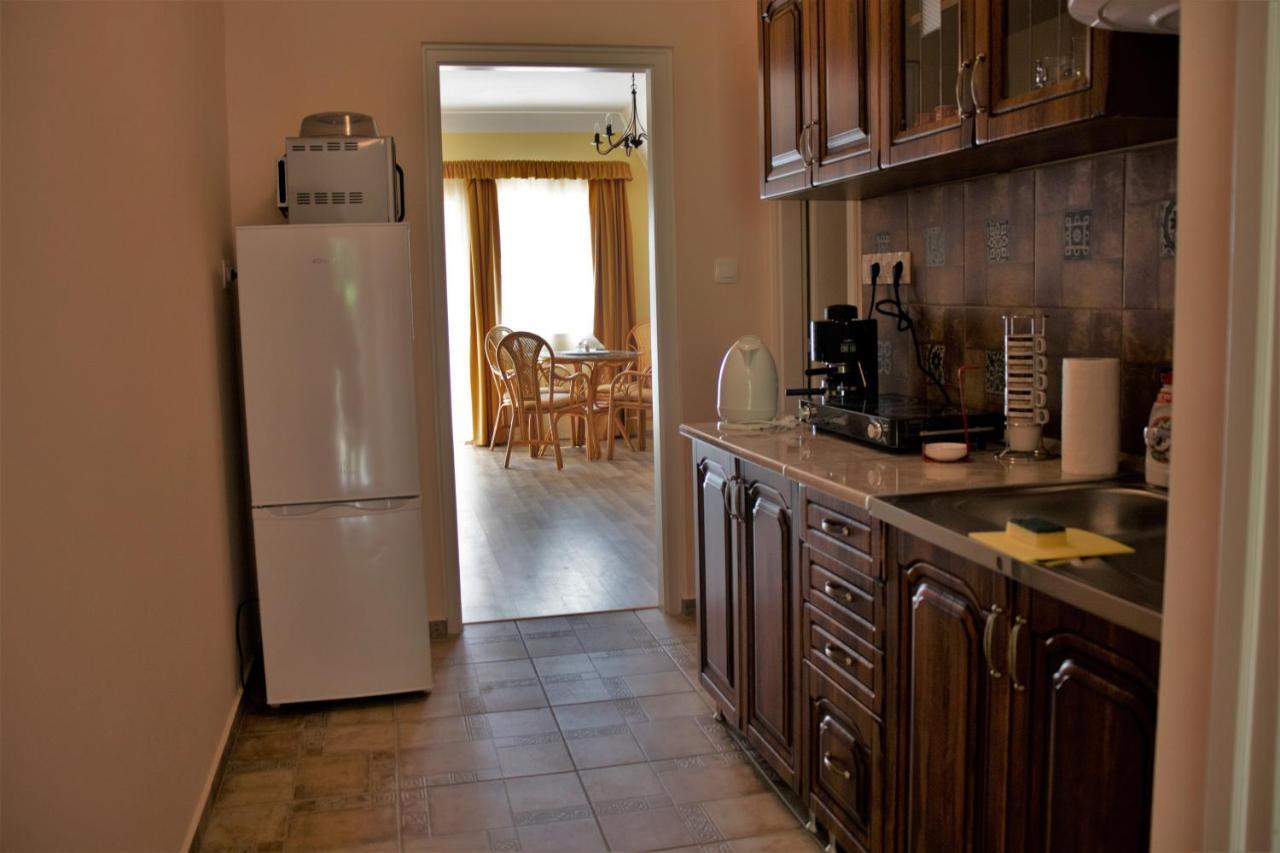 Gyoengyoem Apartman Balatonalmadi Ngoại thất bức ảnh