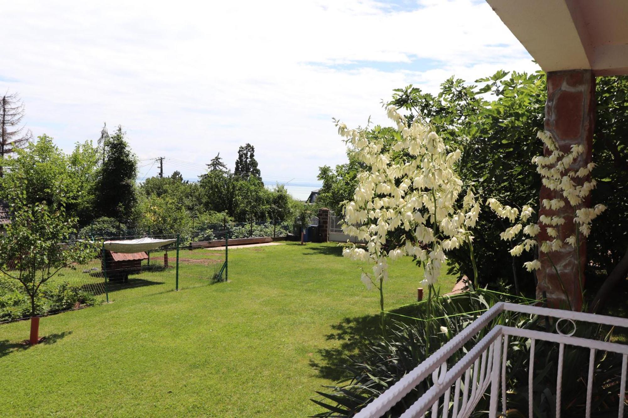 Gyoengyoem Apartman Balatonalmadi Ngoại thất bức ảnh